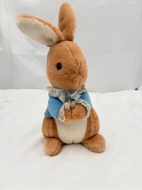 Vintage 1985 Dakin Peter
Rabbit Plush Toy